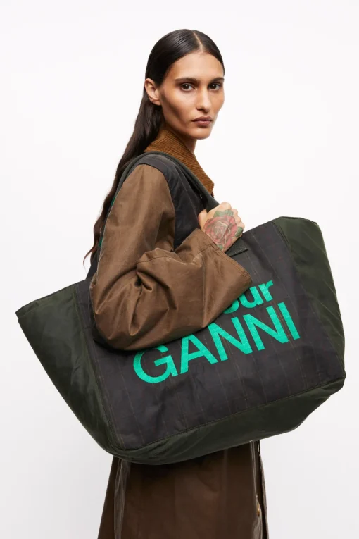 GANNI Ganni Exclusives | Skuldervesker<x Barbour Waxed Tote-veske DarkGreen